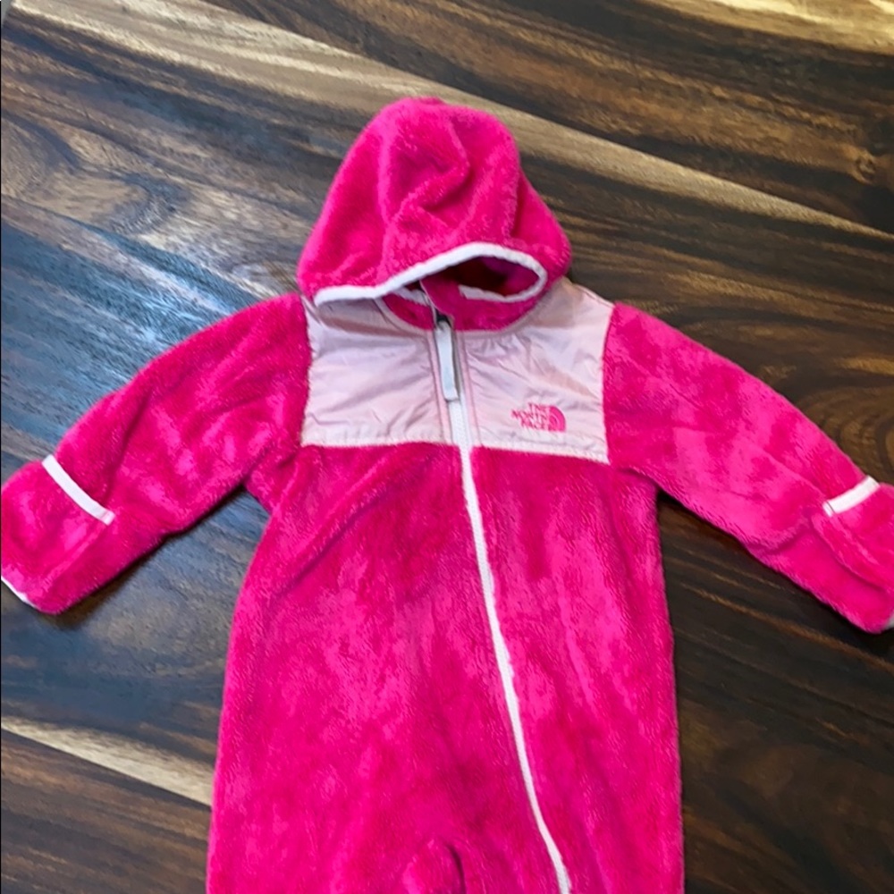 Fleece/oso North Face bunting